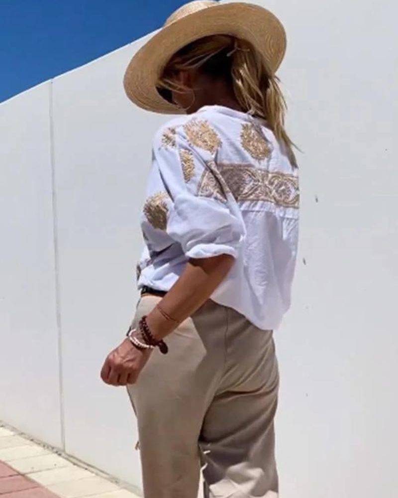 Lina – Bluzka z eleganckimi haftami