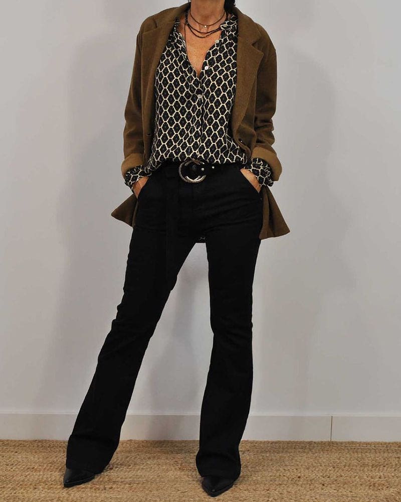 EDWINA I GEOMETRYCZNA BLUZKA