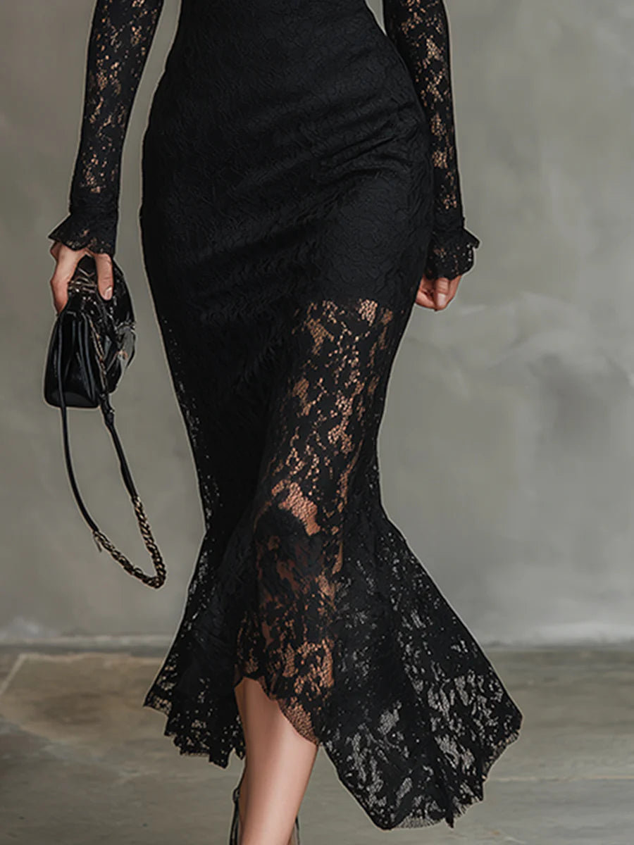 Elwira | Elegancka czarna maxi sukienka z koronką