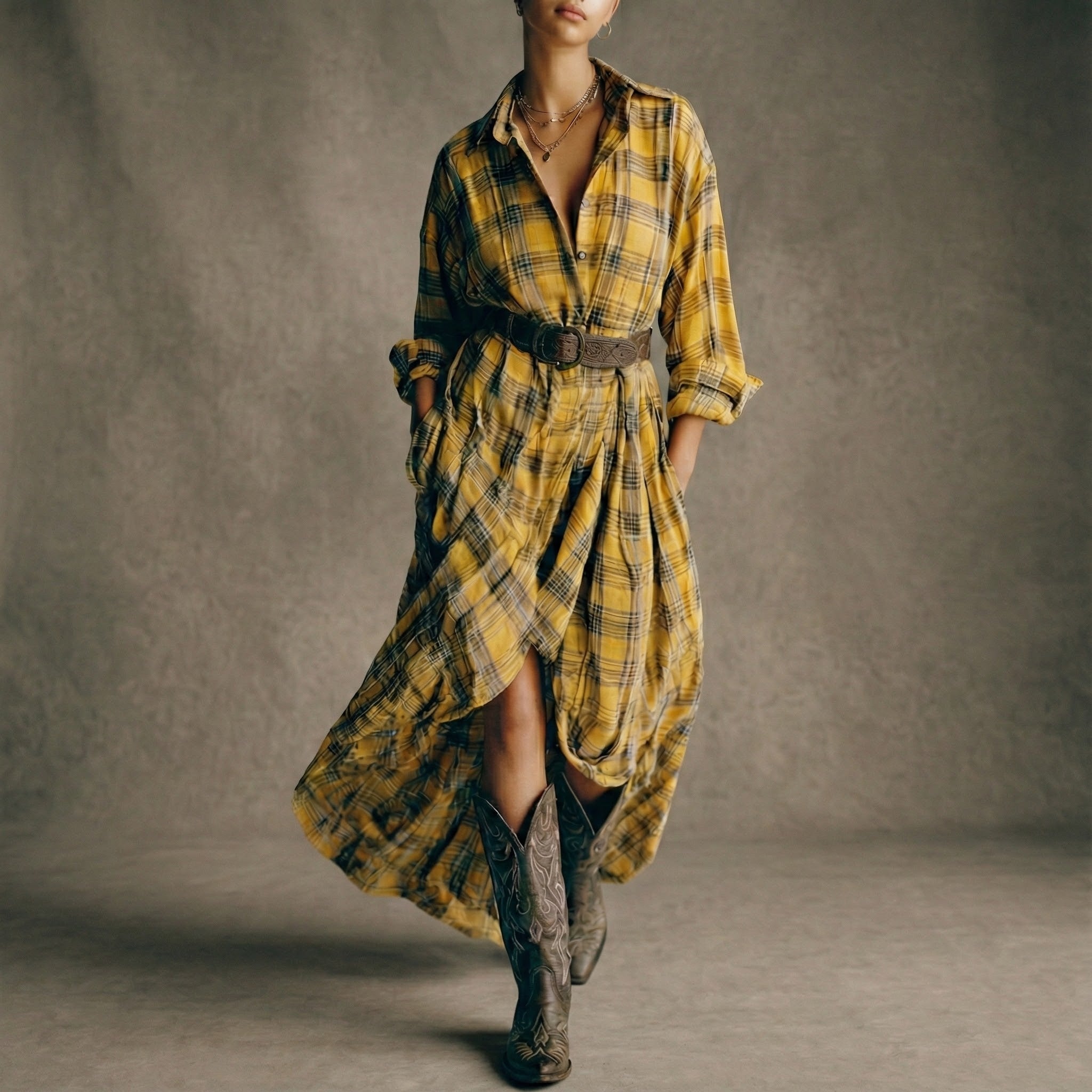 Abril | Koszulowa sukienka w kratę z paskiem